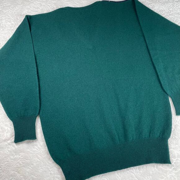 VTG 100% Super Lambswool Scotland Forest Green Argyle V-neckline Preppy Sweater - Picture 4 of 14